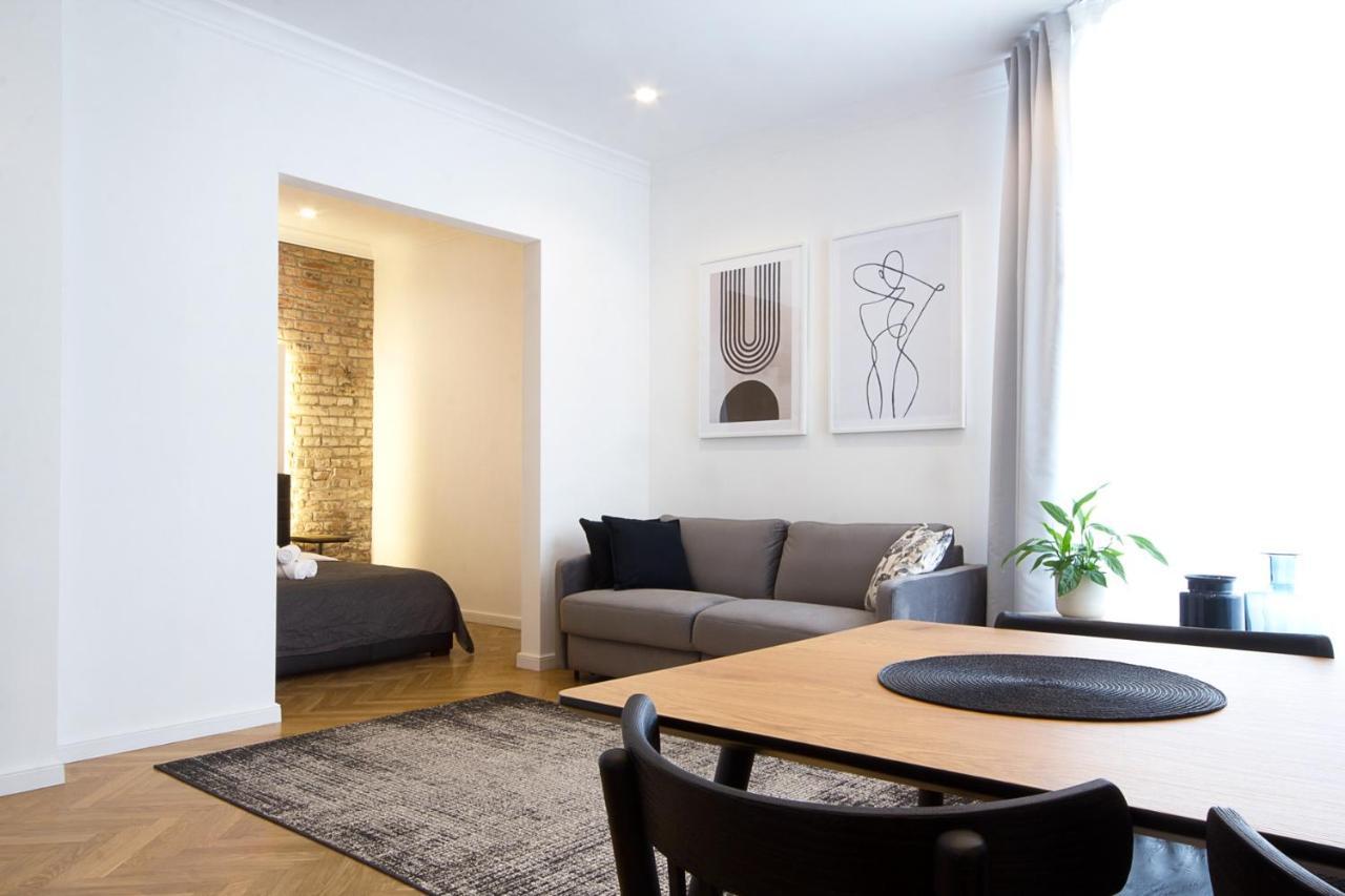 Apartment Wanderlust